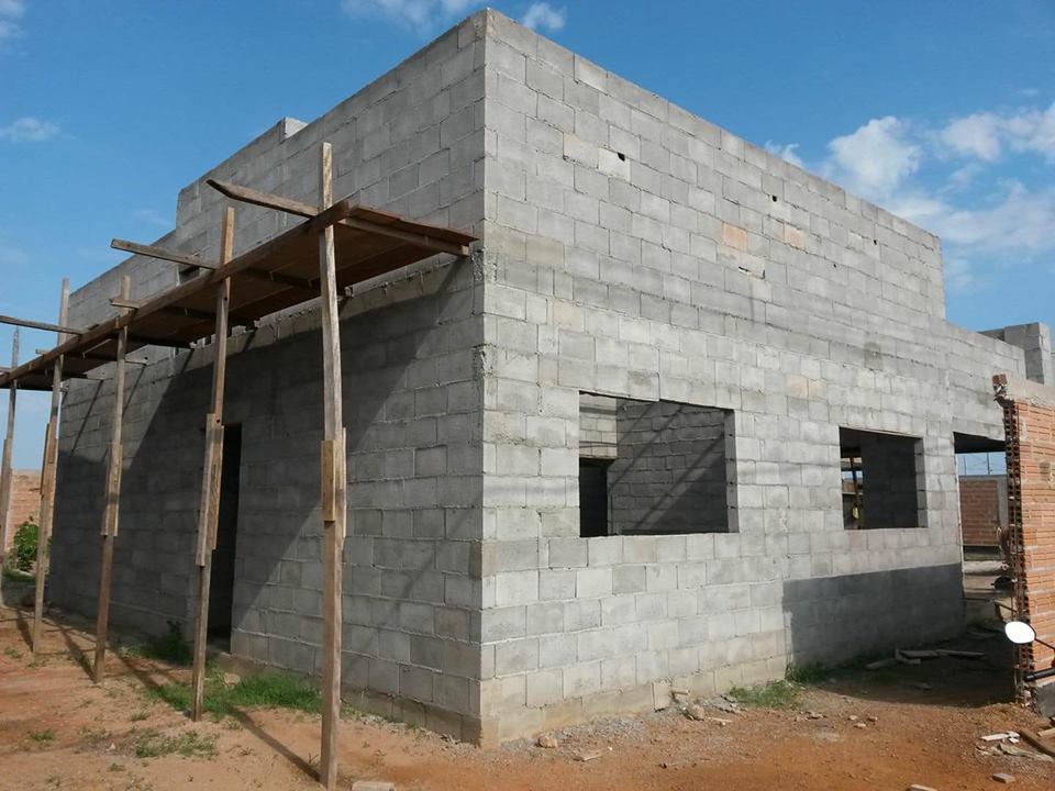 Constru&ccedil;&otilde;es no bloco de concreto
